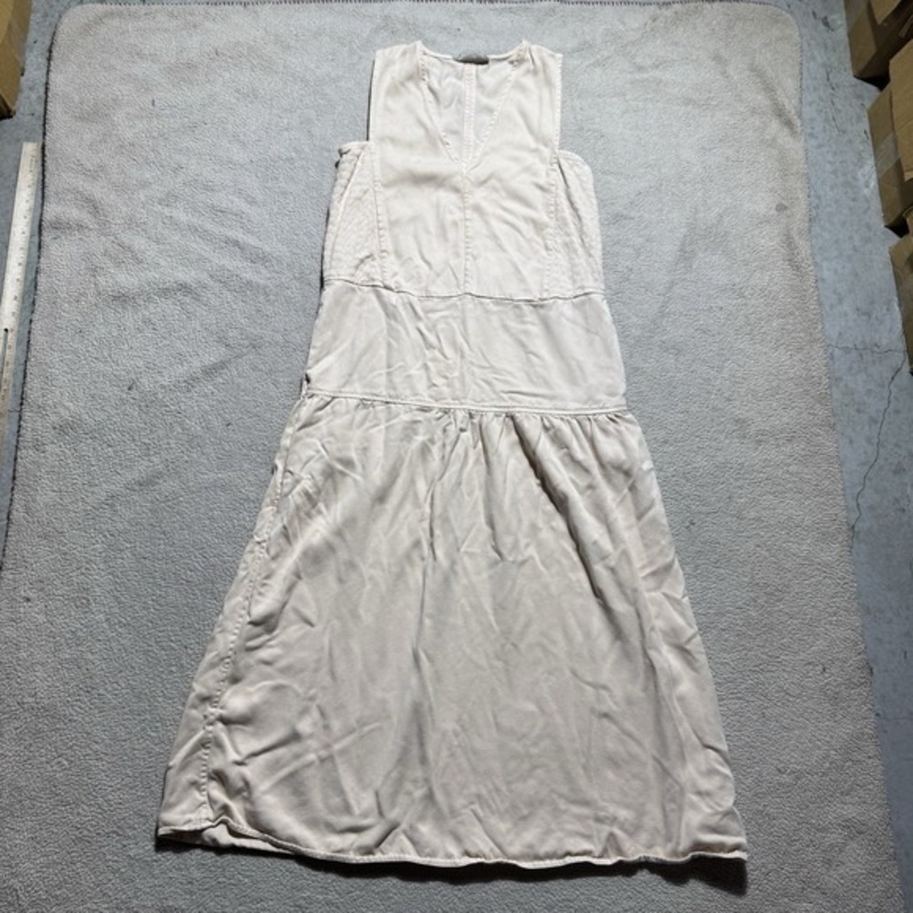 Everlane Dress Womens XS The Tencel V‎ Neck Cornstalk Pockets Midi Sleeveless
